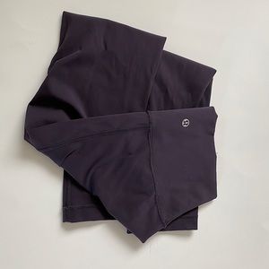 Cropped Lululemon Athletica Plum colored leggings size 4